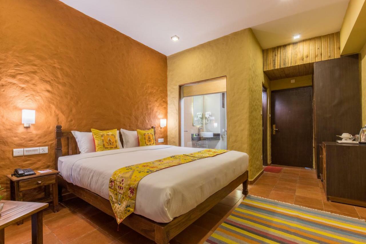 Hotel Mala Pokhara Kültér fotó