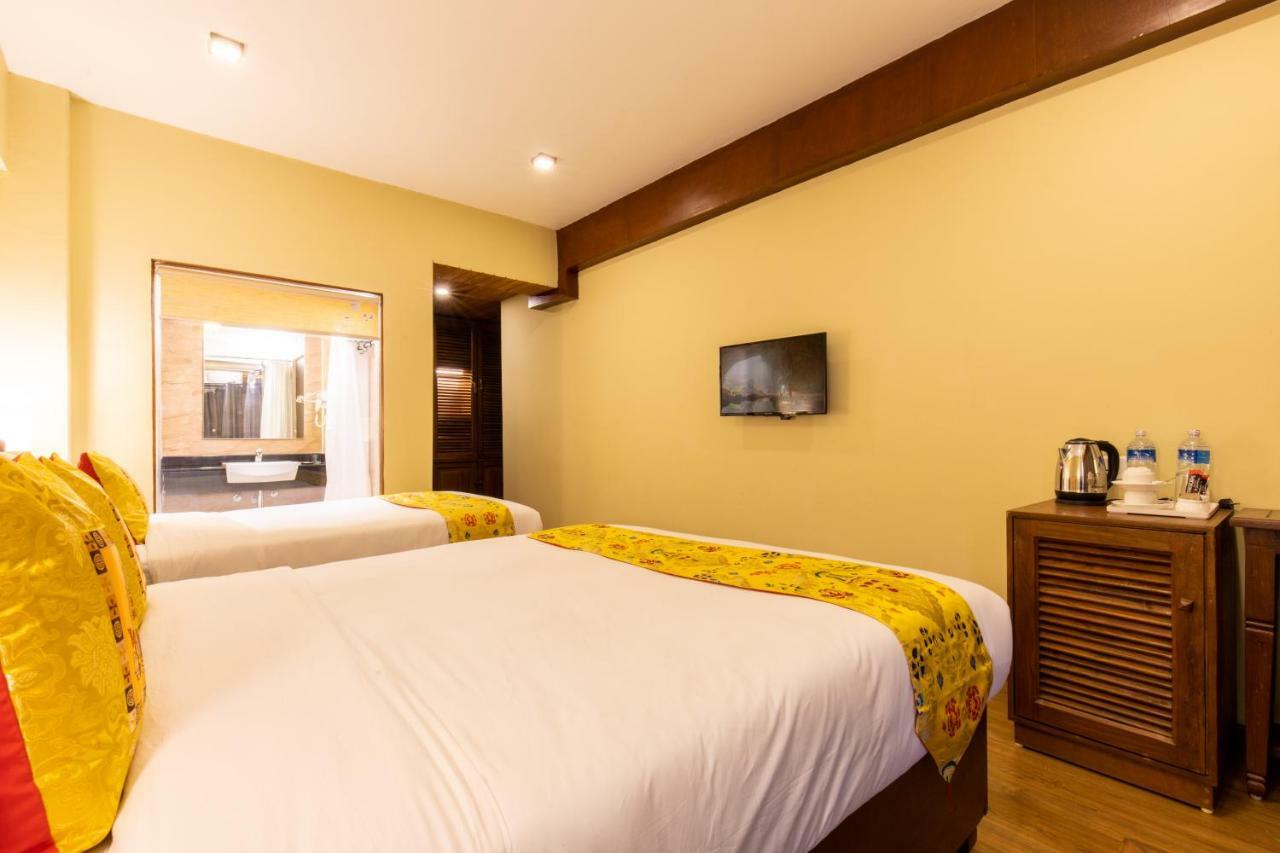 Hotel Mala Pokhara Kültér fotó