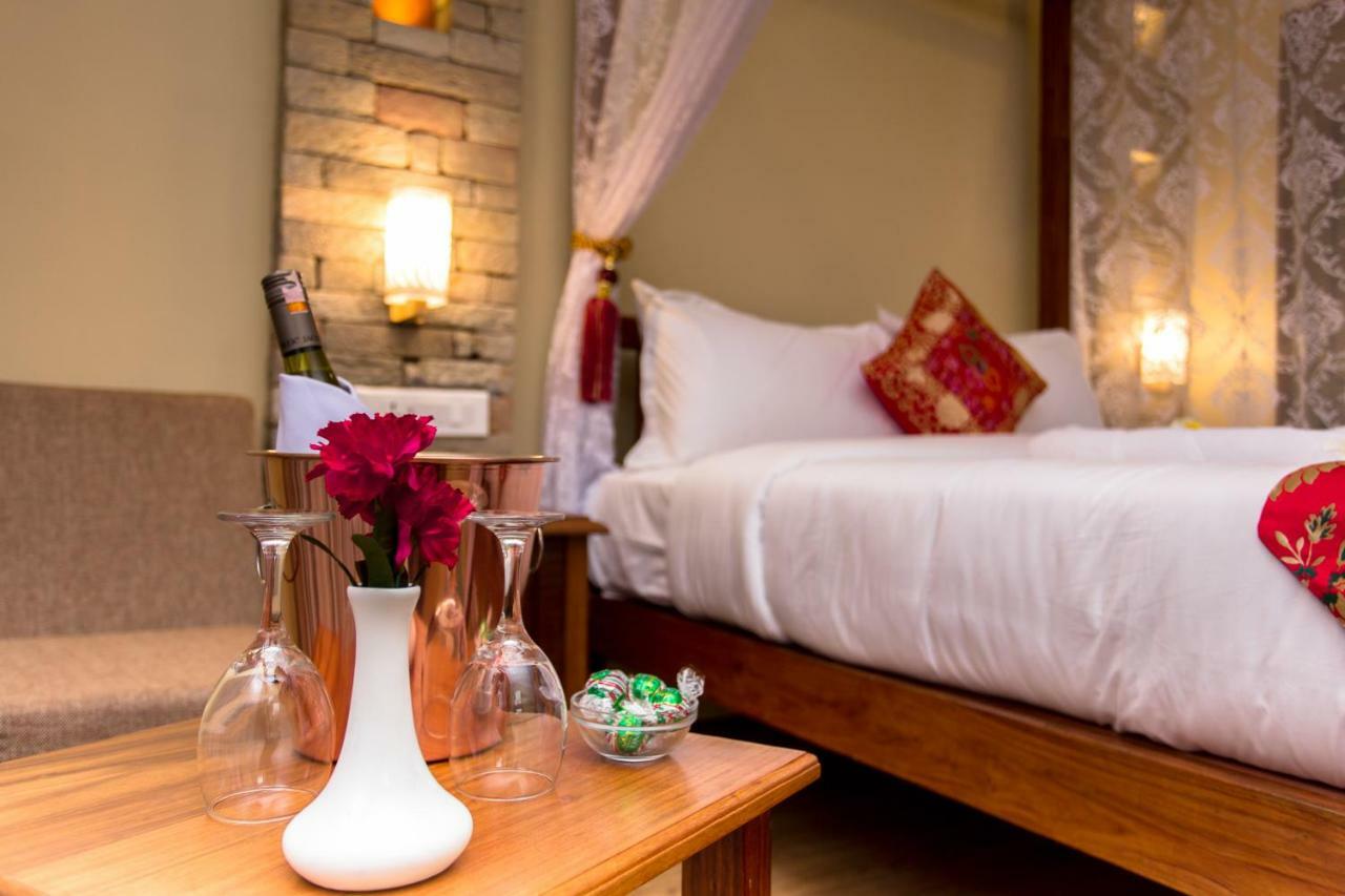 Hotel Mala Pokhara Kültér fotó
